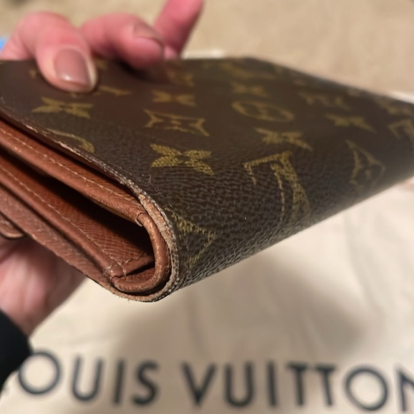 Louis Vuitton wallet - Picture 16 of 16